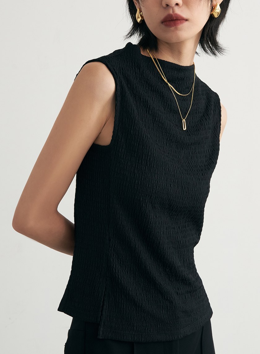 肌理感彈性無袖半高領上衣